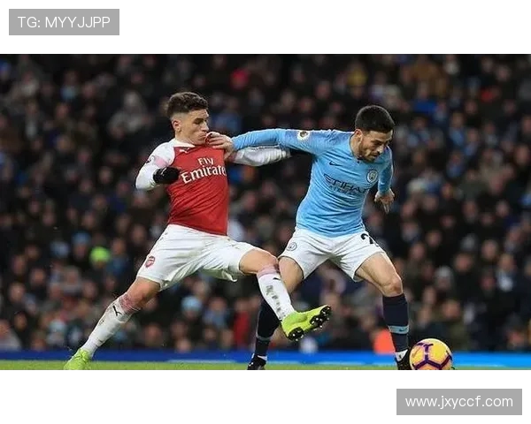 曼城迎战阿森纳激战前瞻 双方阵容对比与战术博弈分析