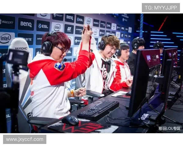 CSGO赛事热议WE战队耐力问题引发广泛讨论与关注