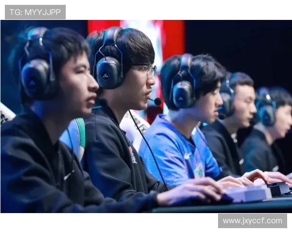 LNG战队在精英赛中以63分稳居积分榜首位，展现强劲实力