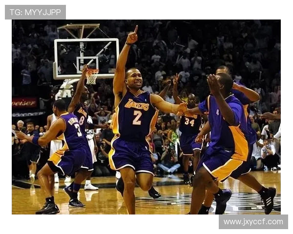 2007年湖人与黄蜂激战回顾：经典对决与篮球传奇的交汇时刻