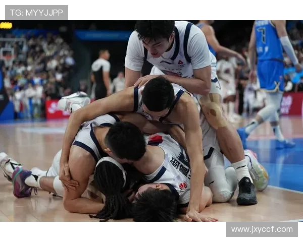 CBA精彩对决山东队与江苏队比赛录像回放全程回顾与精彩瞬间分析